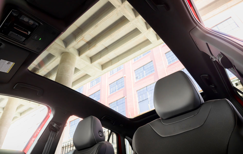 VW ID.4 Moonroof - Contact Anthony 714.438.6999 Internet Sales